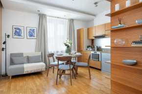 Beautiful Apartment Aleje Marcinkowskiego with Balcony by Noclegi Renters